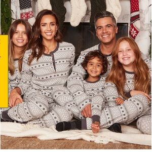 COPY - Fam Jams - Pajama Chic ORGANIC COTTON HOLIDAY MATCHING FAMILY PAJAMAS